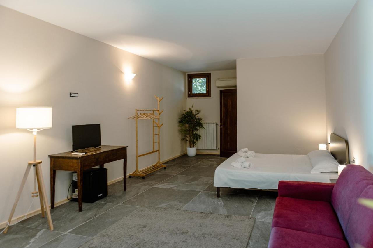 Agriturismo Cerrosughero Canino ภายนอก รูปภาพ