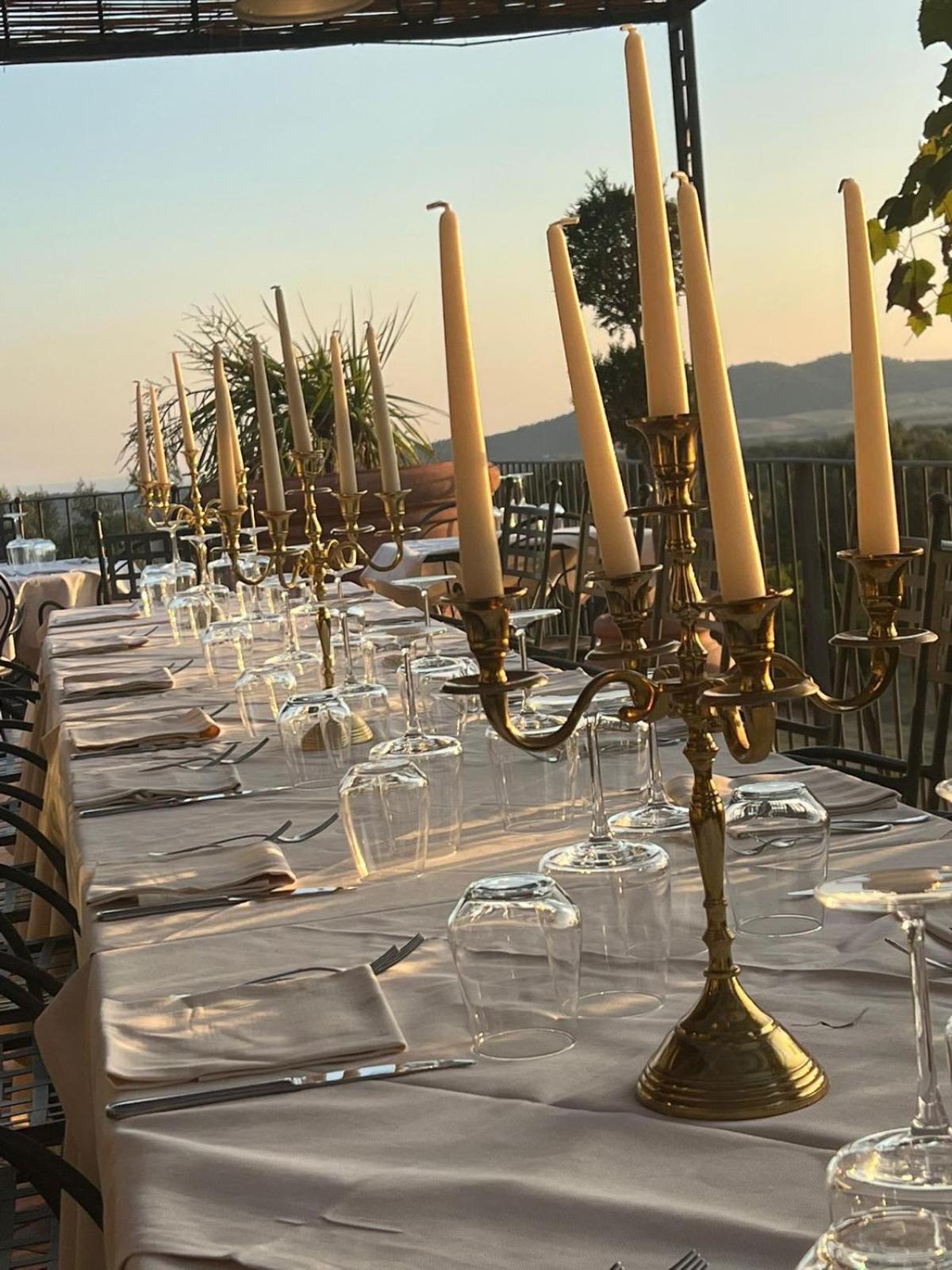 Agriturismo Cerrosughero Canino ภายนอก รูปภาพ