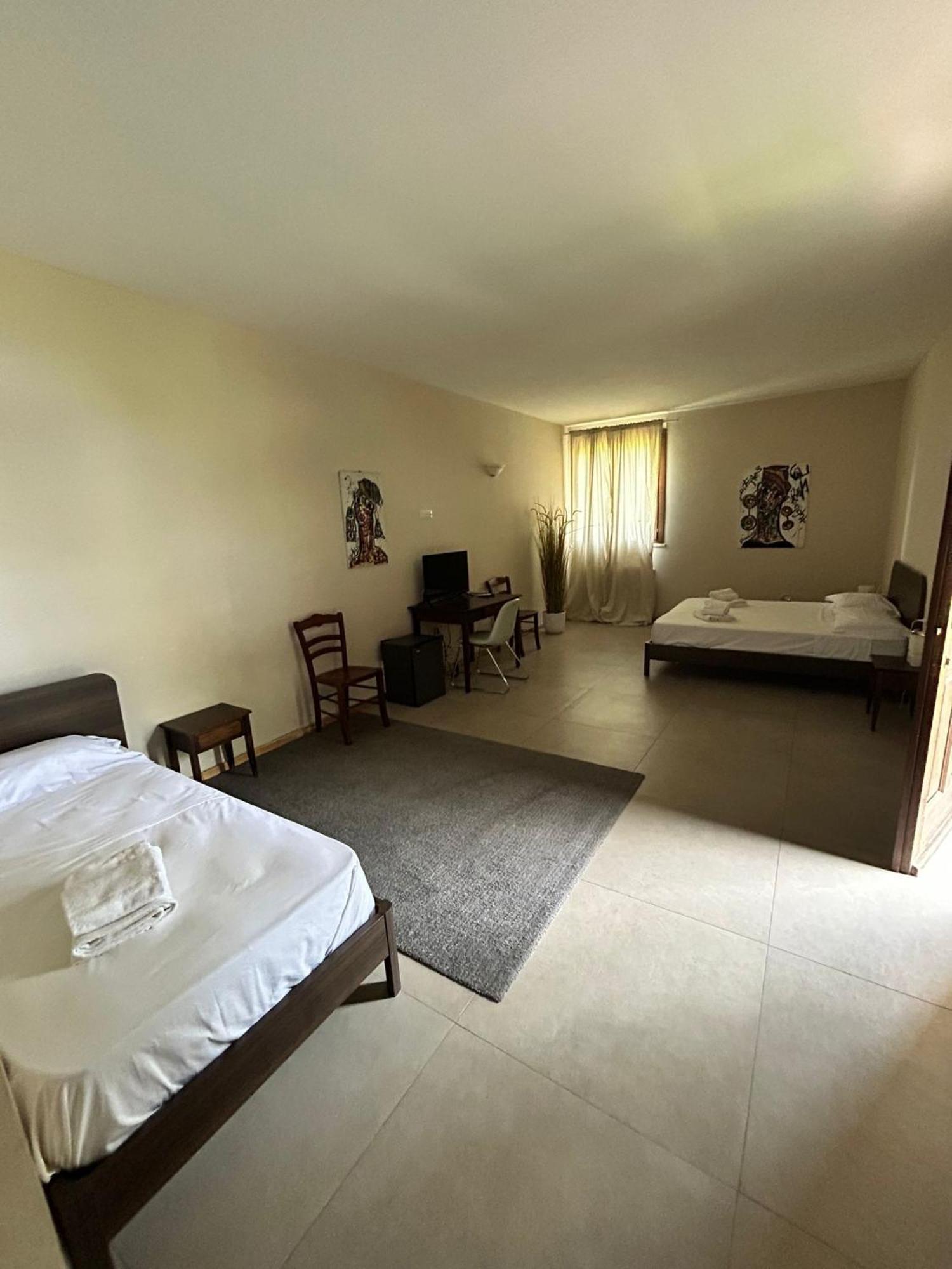 Agriturismo Cerrosughero Canino ภายนอก รูปภาพ